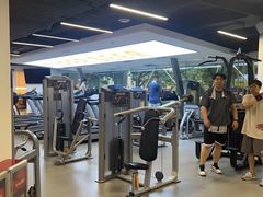 -超鹿运动(达信大厦店)