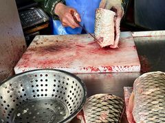 -梅记大块头爆鱼店(乍浦路店)