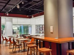 用餐区-The Habit Burger Grill 哈比特汉堡(复兴soho店)