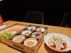 -四季明湖·鲁菜海鲜(明湖店)