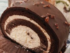 梦龙瑞士卷-Dough&Joe团憩(瑞虹天地月亮湾店)