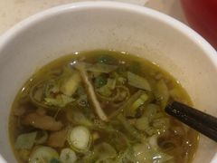 -乡党臊子面(丰庆公园店)