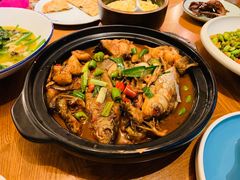 杂鱼锅-芳草地度假酒店·野炉中餐厅