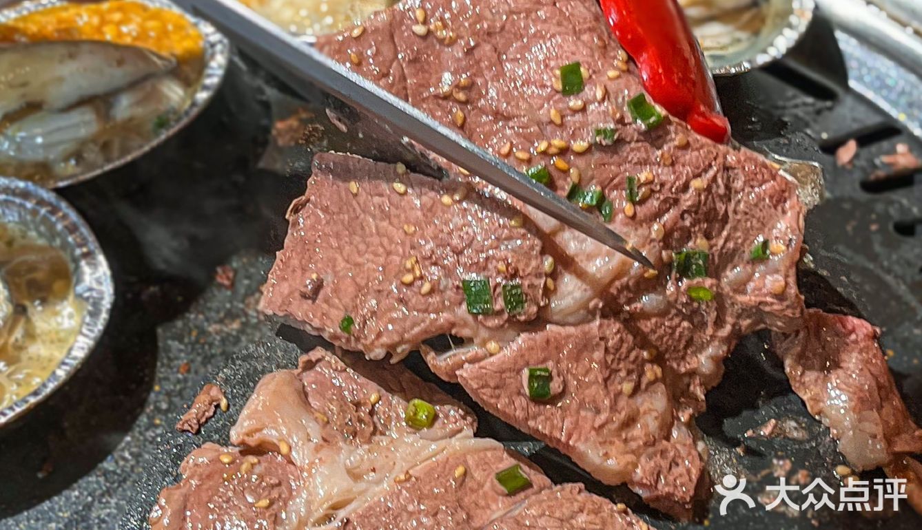 是坐穿1号线也要来吃的市井气烤肉‼️