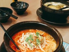 -灵芝妹子海鲜米线(瓦房店新玛特店)
