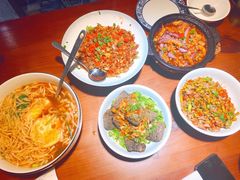 -钟掌勺忘不了地道湘菜(新天地假日广场店)