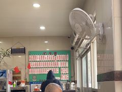 -老西白点心店