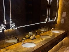 -温莎KTV(珠江路店)