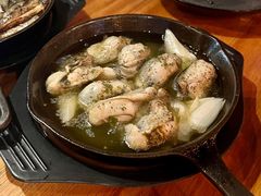 橄榄油煮牡蛎配烤面包-LIBERO(张虹路店)