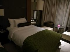 -上海滴水湖皇冠假日酒店