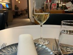 -斯普汇生蚝牛排馆(中骏世界城店)