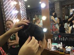-金夫人化妆摄影职业培训学校