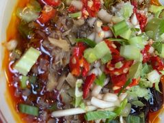 -拈签一笑黄牛肉辣卤串串