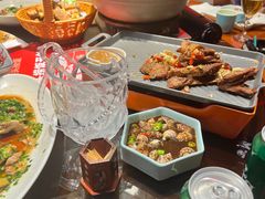 -魏铭鱼头捞饭(晋阳路店)