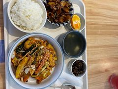 山城麻辣素香锅-轻蔬不用等·素食(江苏路店)