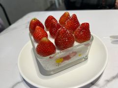 白雪草莓冰-乐果甜心·潮汕冰室(南澳后宅分店)