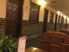 等位区-孙府大院(步行街店)