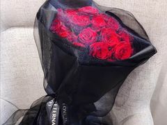 -何兮花店·气球派对鲜花店(马桥银春路万科城店)