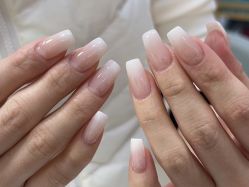 -爱纶美·美甲美睫半永久