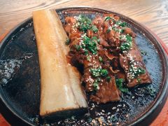 招牌田园火焰牛肋骨-蜜桃餐厅·伴山(湖滨商业街店)