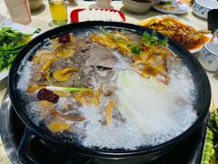 -九寨特色牦牛肉汤锅 羊肉汤锅