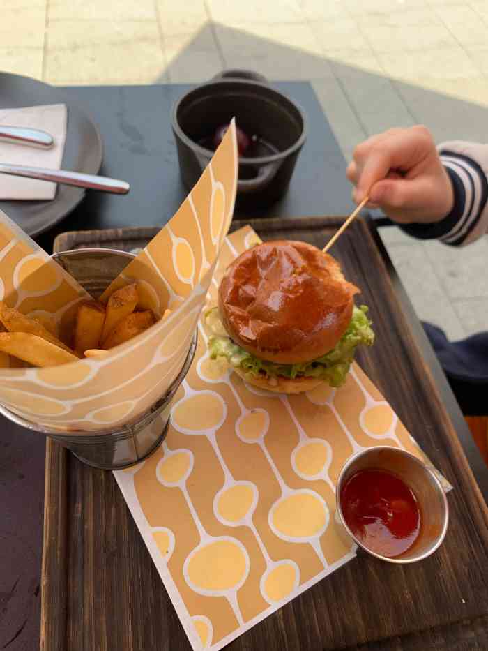 bourbon cookhouse玻本厨房(阿拉城店)-"阿拉城最外围的小房子,先锋路