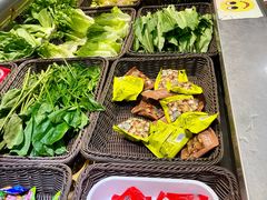 -尚品海鲜肥牛自助火锅(湖明店)
