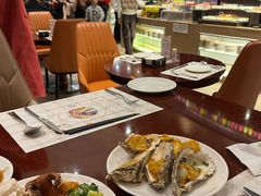 -荣誉国际酒店-云顶旋转餐厅