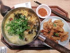 金汤酸菜鱼片手工粉-小满手工粉(杭州滨江龙湖店)