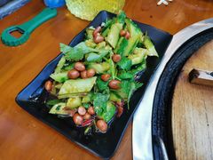 -曹丞相·地锅鸡·地锅鱼(武林店)