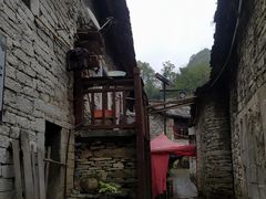 -高荡千年布依古寨旅游景区