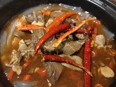 -隔壁老王·家常云南菜(花巷店)