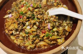 Clay Pot Stir-Fried Pickled Mustard Greens