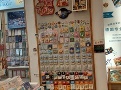 -猫的天空之城概念书店(印象城购物中心店)