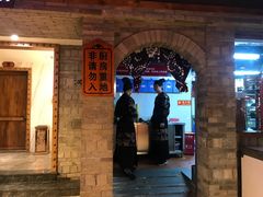 -八一好吃街·高品美食广场
