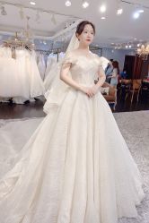 -艾慕婚纱礼服馆(和平店)