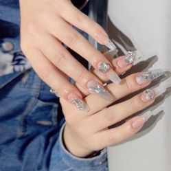-艾珂·美甲美睫