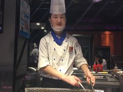服务周到&nbsp;&nbsp;菜品好吃&nbsp;&nbsp;看到领宝宝&nbsp;特别优先&nbsp;&nbsp;非常满意.jpg-尚雅铁板料理自助餐厅(乐松店)