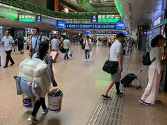 -星巴克(北京西站5号候车室)