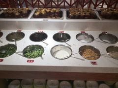 自助调料区-陈艳红火锅菜·冒菜(簋街店)