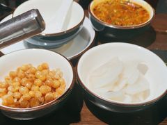 -乡土黄·鲜牛肉火锅·小龙虾(兴业街店)