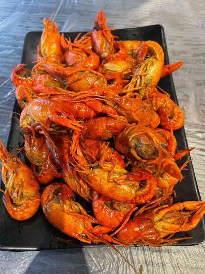 打分 卤虾还可以,现在这个季节虾子成本比较高,大众上买的卤虾就比较