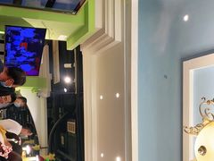 -爱客得牛排海鲜烤肉·火锅自助(春熙路黑金好店)