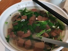 -馋三尺蟹粉小笼(人民广场店)