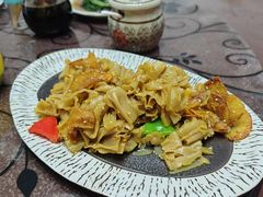 -天天向上素食餐厅(五台山店)