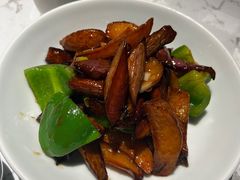 地三鲜-关东小磨东北菜(漕河泾印象城店)