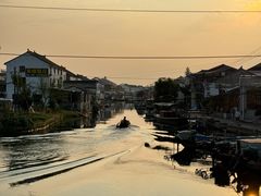 -七的湖·晚芳亭·阳澄湖农家菜·大闸蟹(莲花岛店)