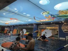 -戊辰亲子游泳俱乐部