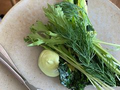 西兰花佐牛油果酱-BOR Eatery(安福路店)