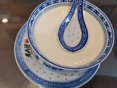 -黄氏许牛奶甜品专家(水晶街店)
